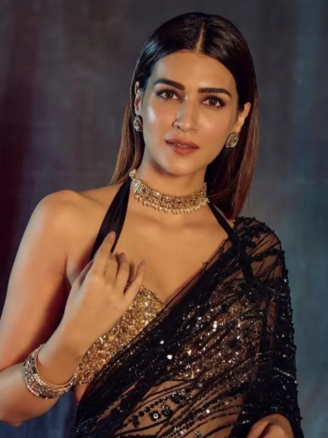 kriti sanon saree look