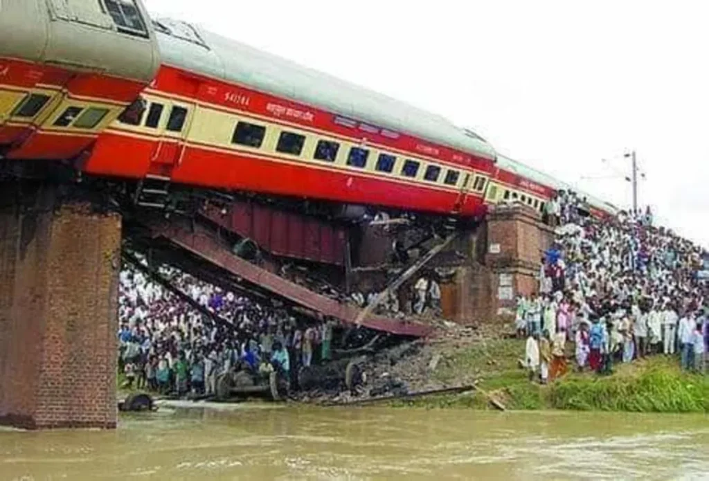 Rajdhani Express Accident in 2002